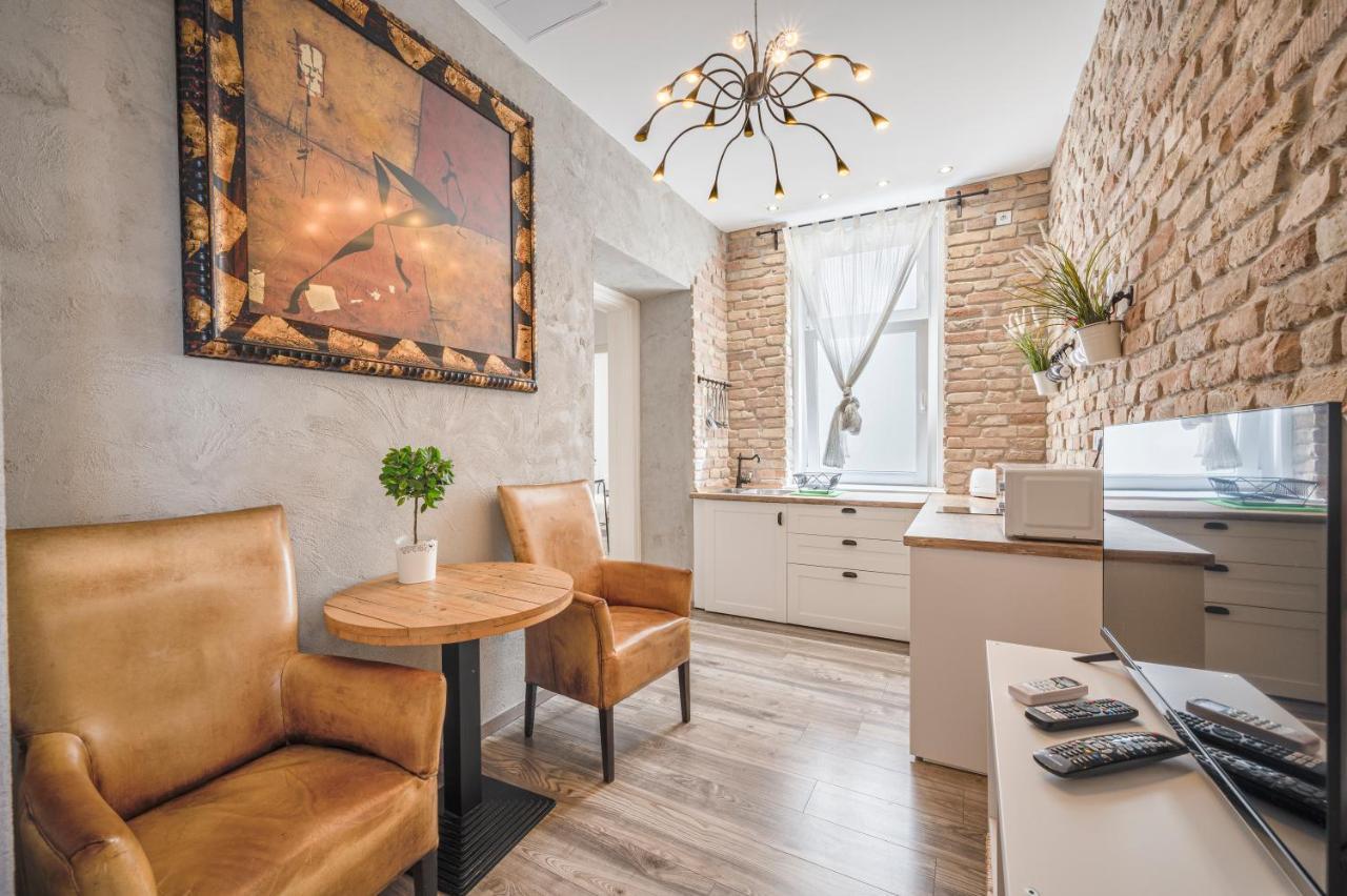 Design Apartment W Ac On Ring Road By Newave Apartments Budapest Ngoại thất bức ảnh